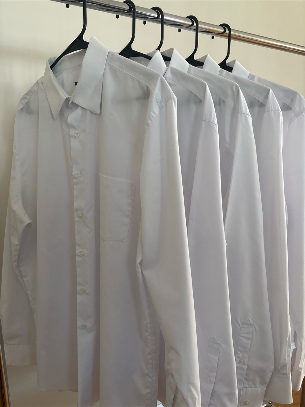 Men's Van Heusen White Dress Shirts Regular Fit Wrinkle Free Lot of 5 Size 17